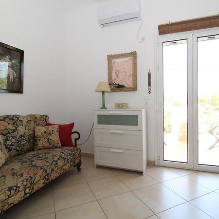 Laconian Collection Mavrovouni Beach House Gythio Esterno foto