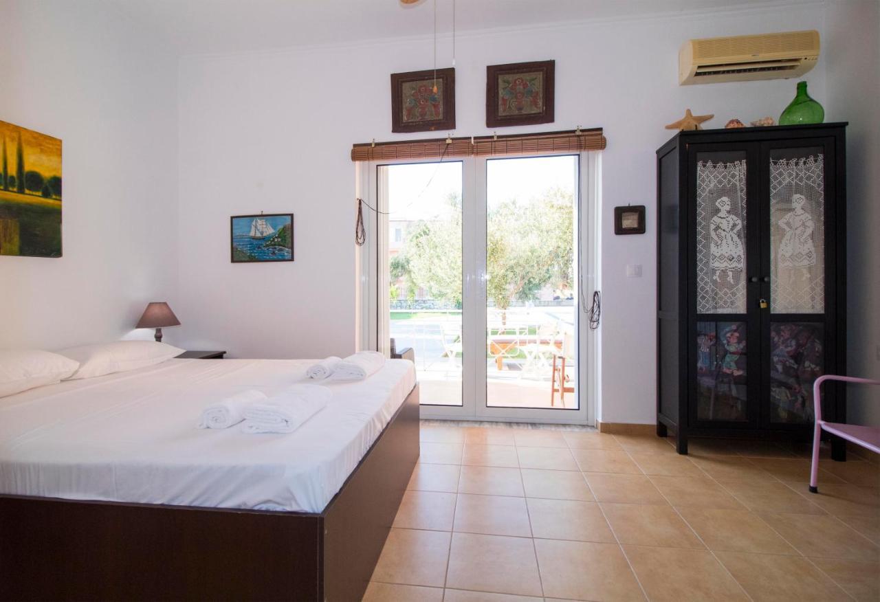 Laconian Collection Mavrovouni Beach House Gythio Esterno foto