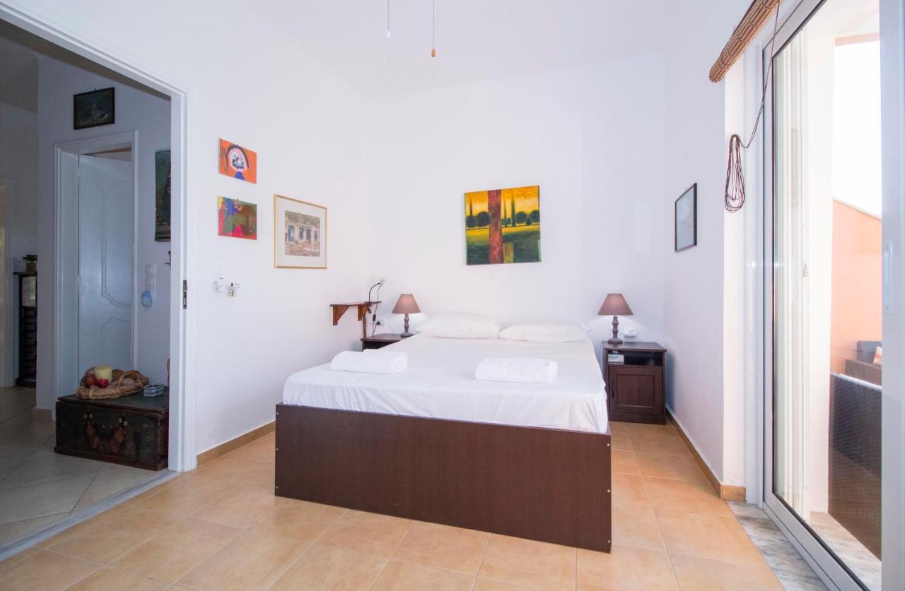 Laconian Collection Mavrovouni Beach House Gythio Esterno foto