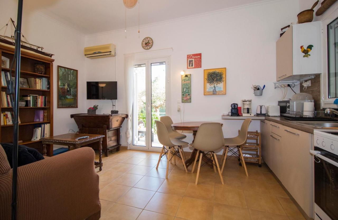 Laconian Collection Mavrovouni Beach House Gythio Esterno foto