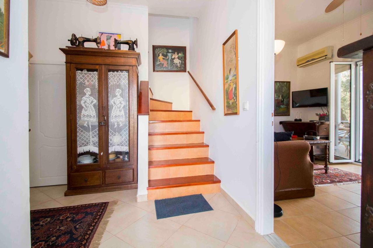 Laconian Collection Mavrovouni Beach House Gythio Esterno foto