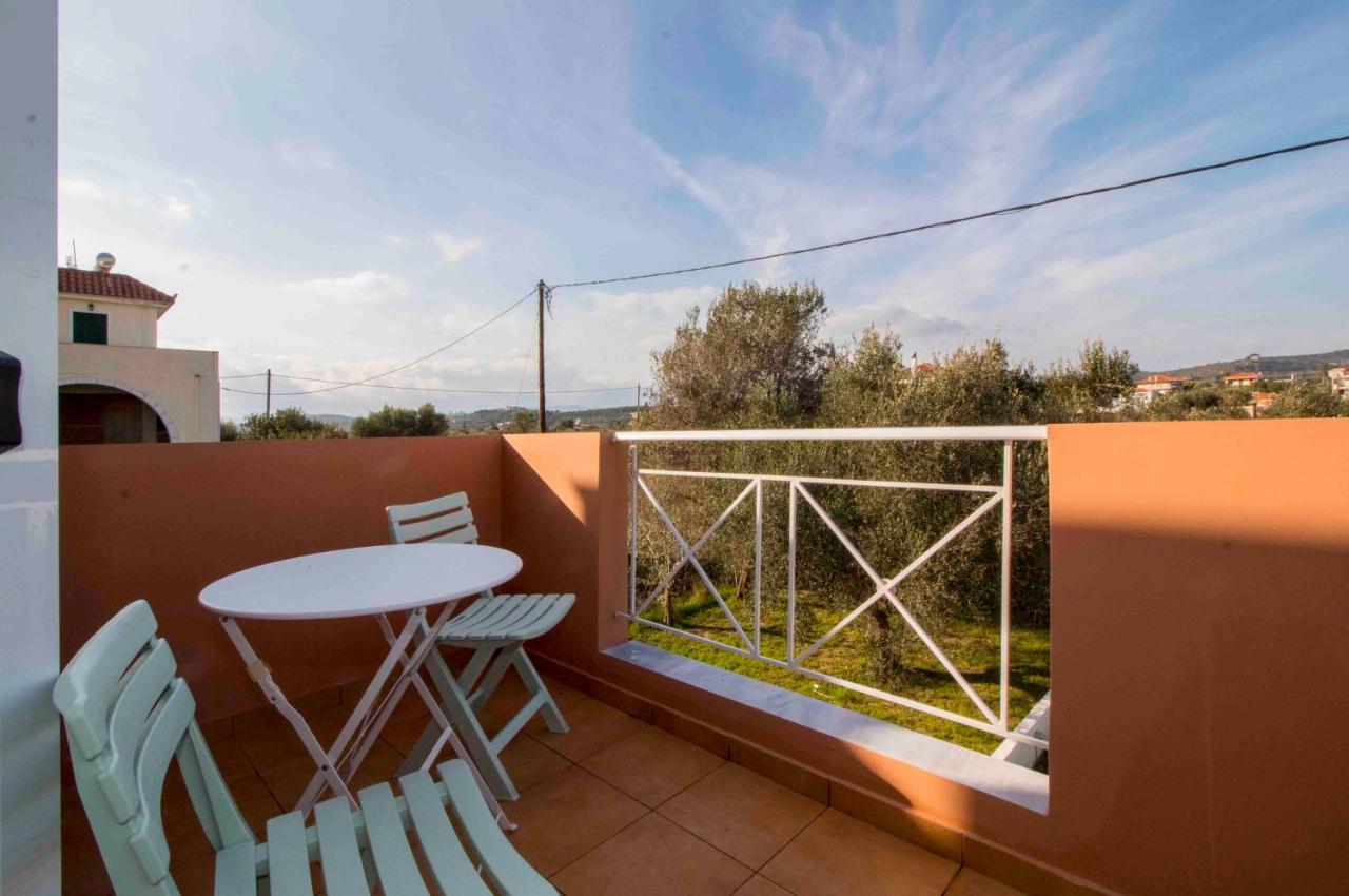 Laconian Collection Mavrovouni Beach House Gythio Esterno foto